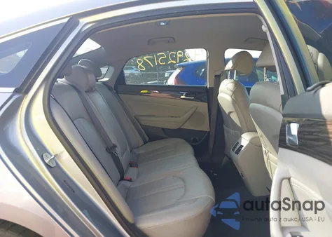 2015 Hyundai Sonata Sport/Limited z USA, uszkodzony, nr VIN 5NPE34AF4FH209728